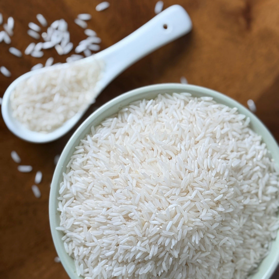 Organic white basmati rice – long-grain, naturally pure and aromatic rice perfect for everyday meals and healthy cooking