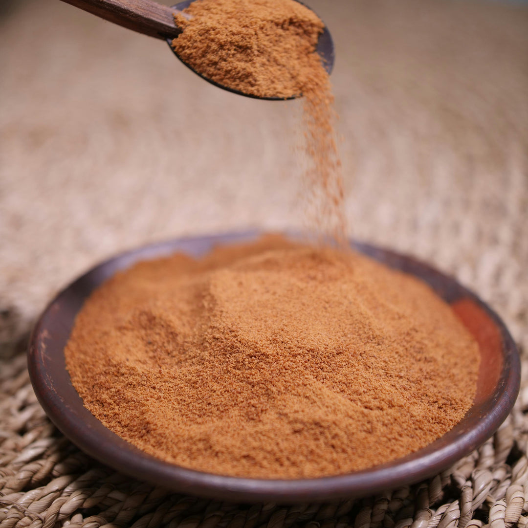 Organic Ceylon cinnamon powder by Purely Organic Foods – true cinnamon with a sweet, delicate flavor, perfect for baking, smoothies, and everyday seasoning.