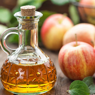 Raw organic apple cider vinegar – unfiltered and unpasteurized ACV with the mother for health and culinary use